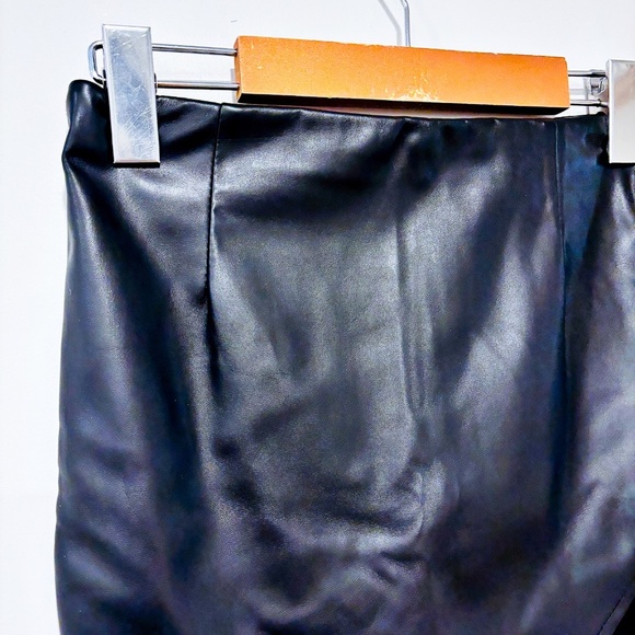 SIRENS Black faux leather mini skirt | Wrap detail | X-Small * - Picture 2 of 7